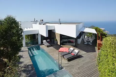 Luxury villa rental in Spain 